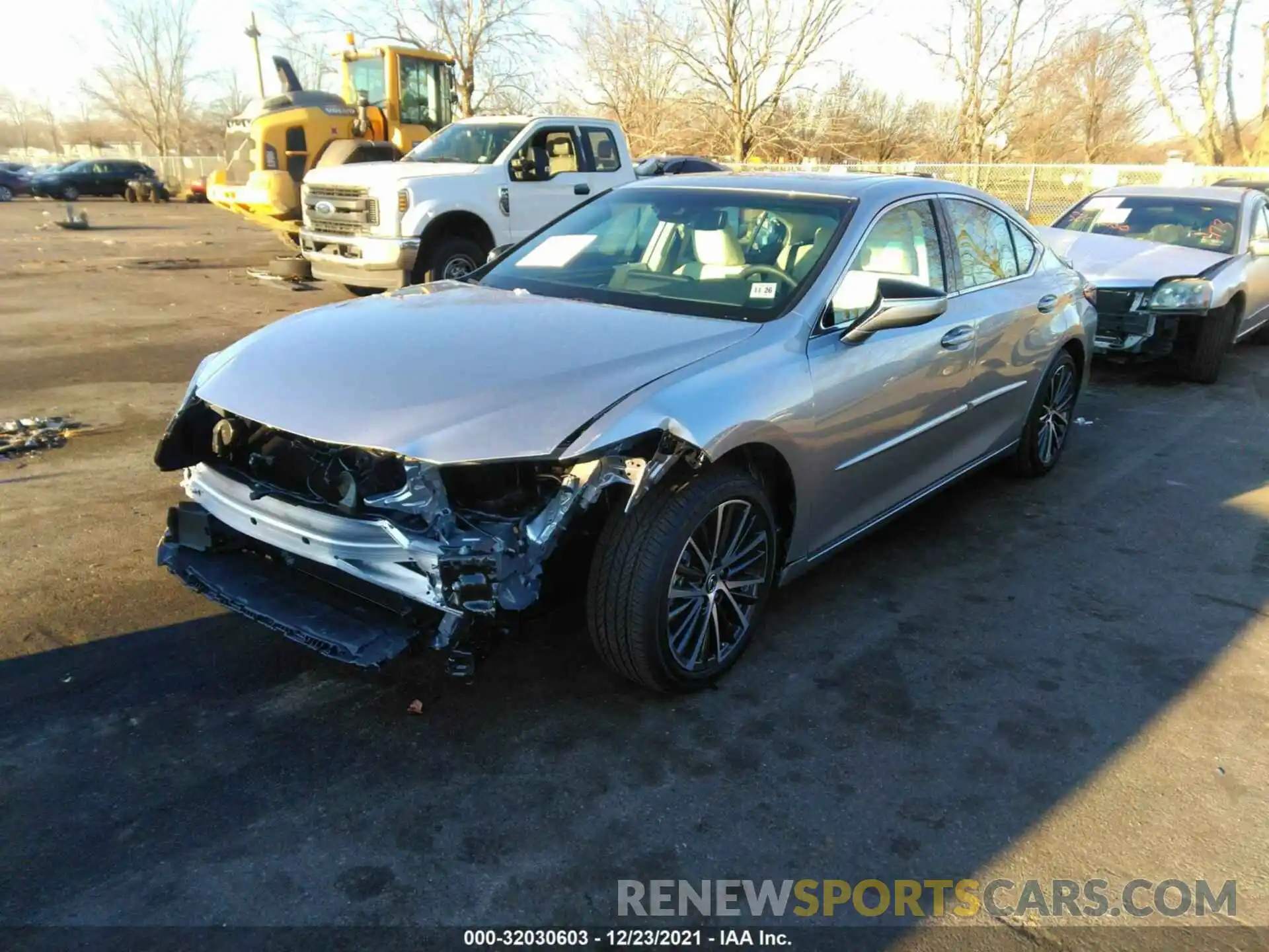 2 Photograph of a damaged car 58ADZ1B19NU114909 LEXUS ES 2022