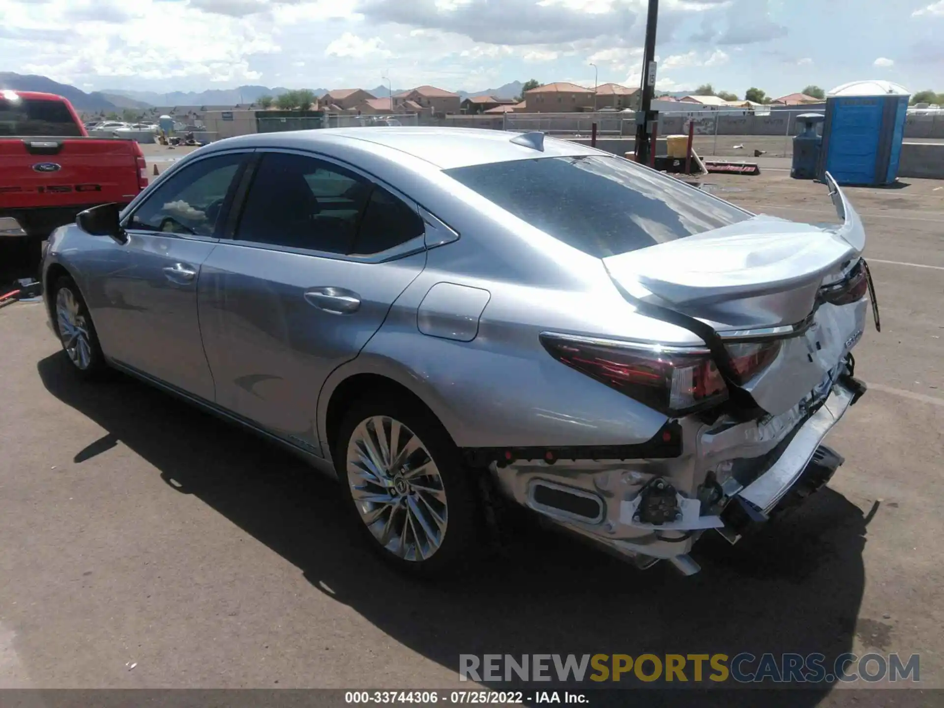 3 Photograph of a damaged car 58AEA1C14NU019801 LEXUS ES 2022