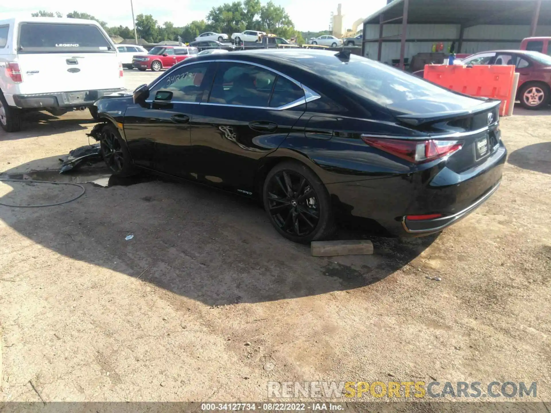 3 Photograph of a damaged car 58AGA1C1XNU023652 LEXUS ES 2022