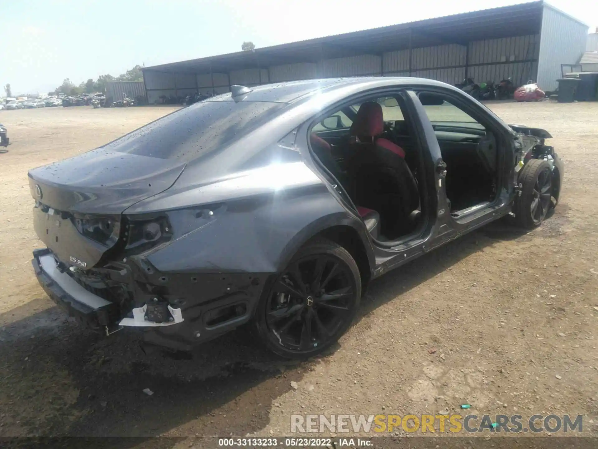 4 Photograph of a damaged car 58AGZ1B16NU111186 LEXUS ES 2022