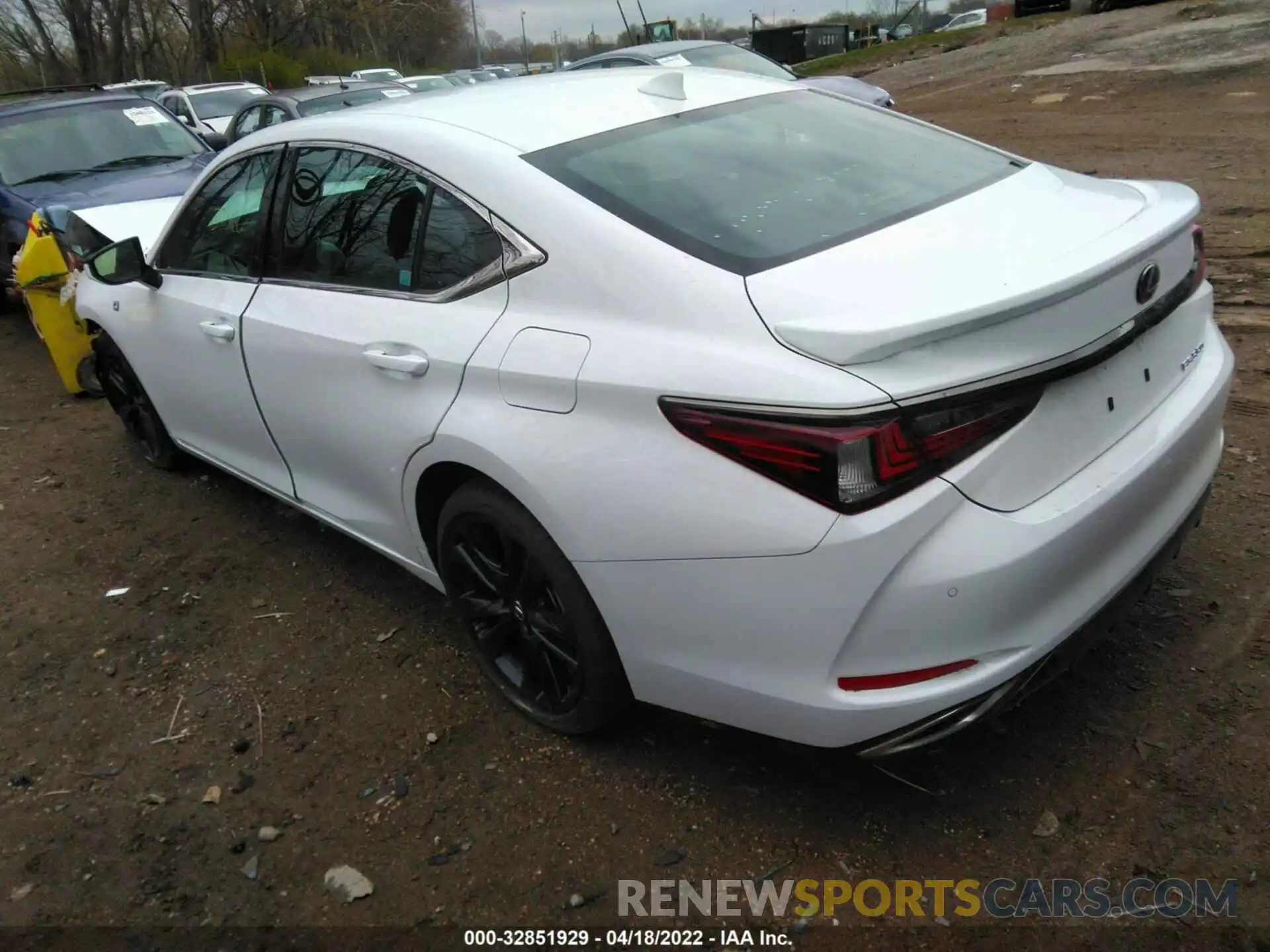 3 Photograph of a damaged car 58AGZ1B19NU113577 LEXUS ES 2022