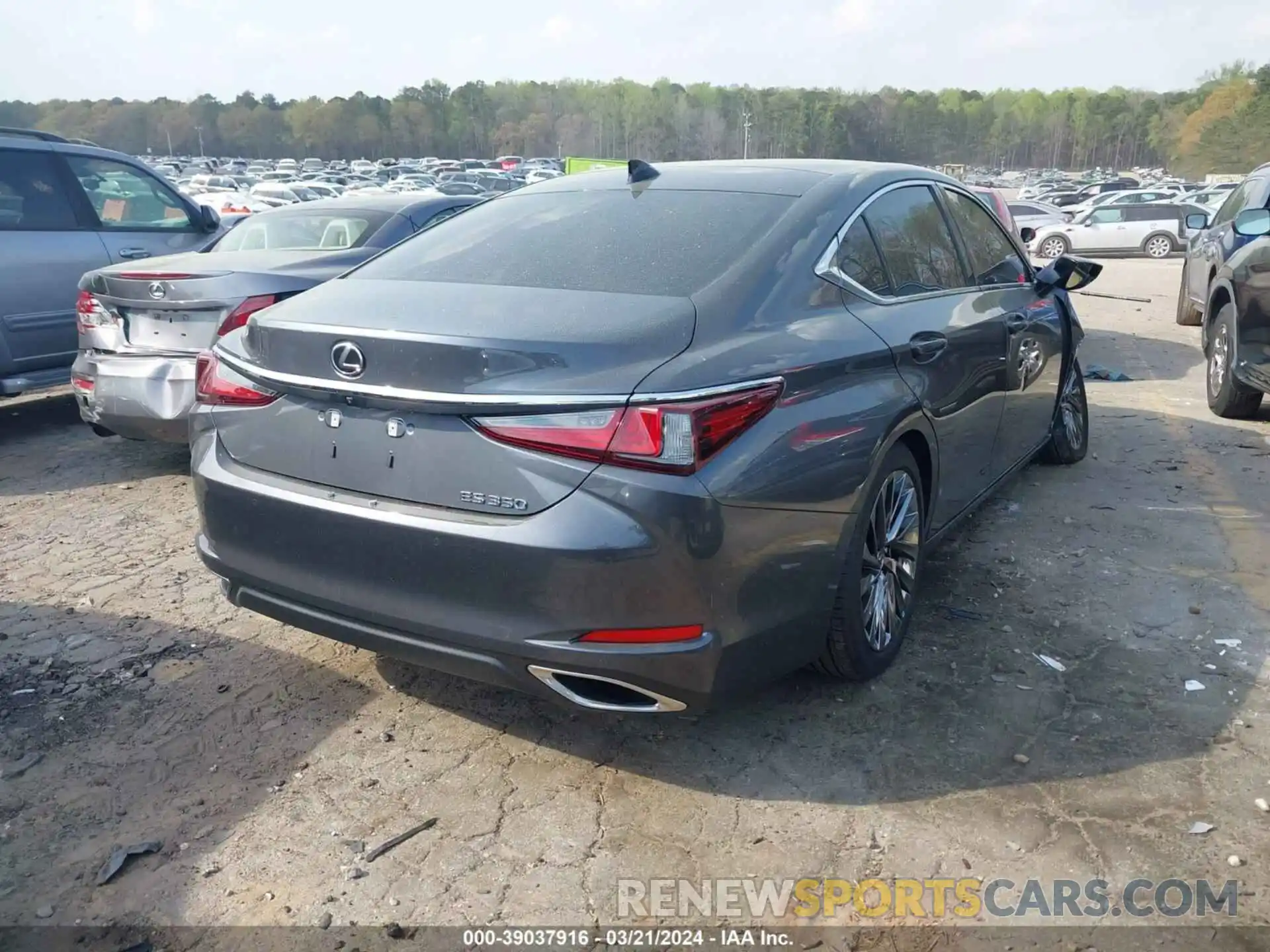 4 Photograph of a damaged car 58AEZ1B11RU172474 LEXUS ES 2024