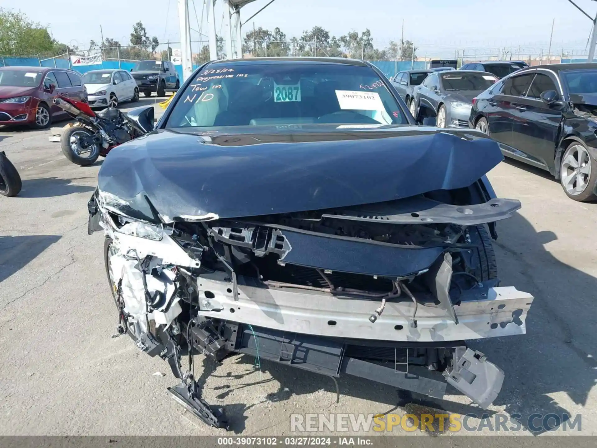 11 Photograph of a damaged car 58AB21B14KU001456 LEXUS ES 300H 2019