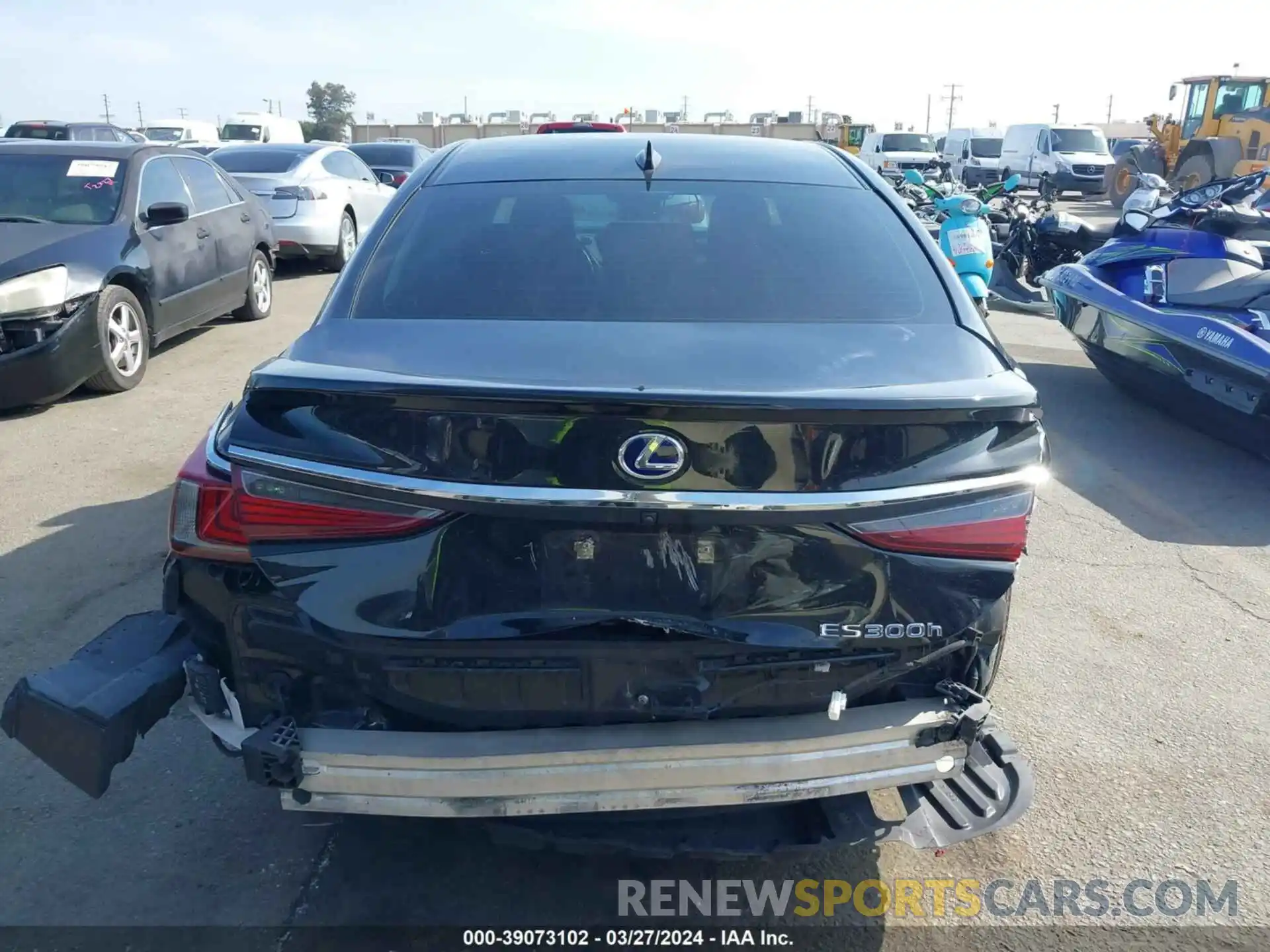 15 Photograph of a damaged car 58AB21B14KU001456 LEXUS ES 300H 2019