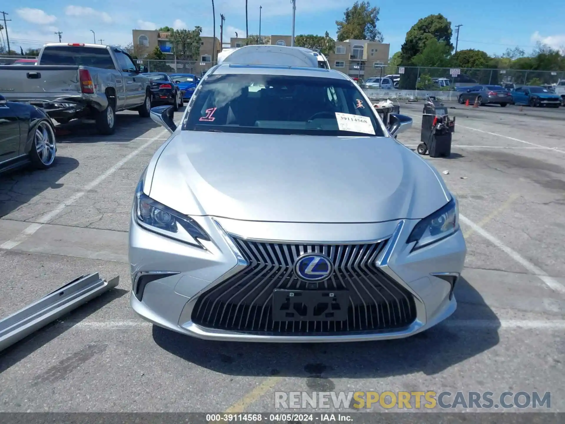 13 Фотография поврежденного автомобиля JTHB21B16K2036599 LEXUS ES 300H 2019