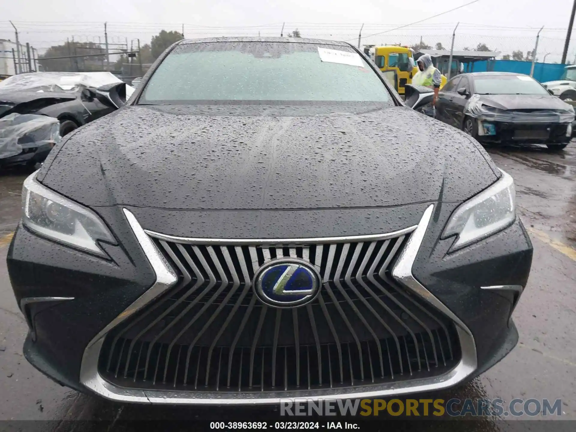 12 Фотография поврежденного автомобиля 58AD21B1XLU006669 LEXUS ES 300H 2020