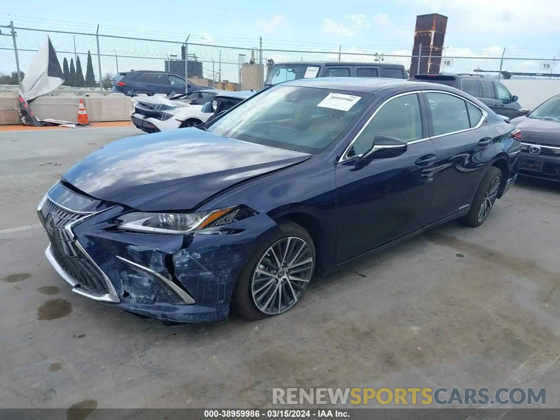 2 Photograph of a damaged car 58ADA1C18NU022051 LEXUS ES 300H 2022