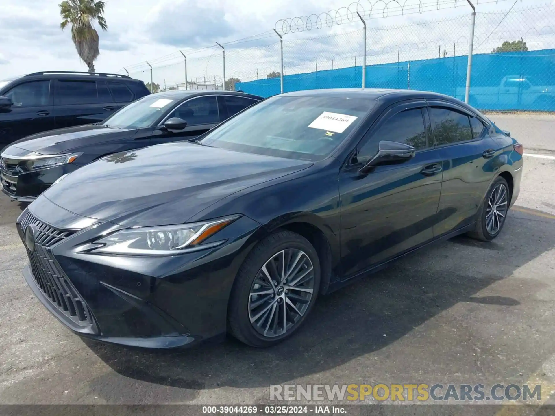 2 Photograph of a damaged car 58ADA1C10PU030969 LEXUS ES 300H 2023