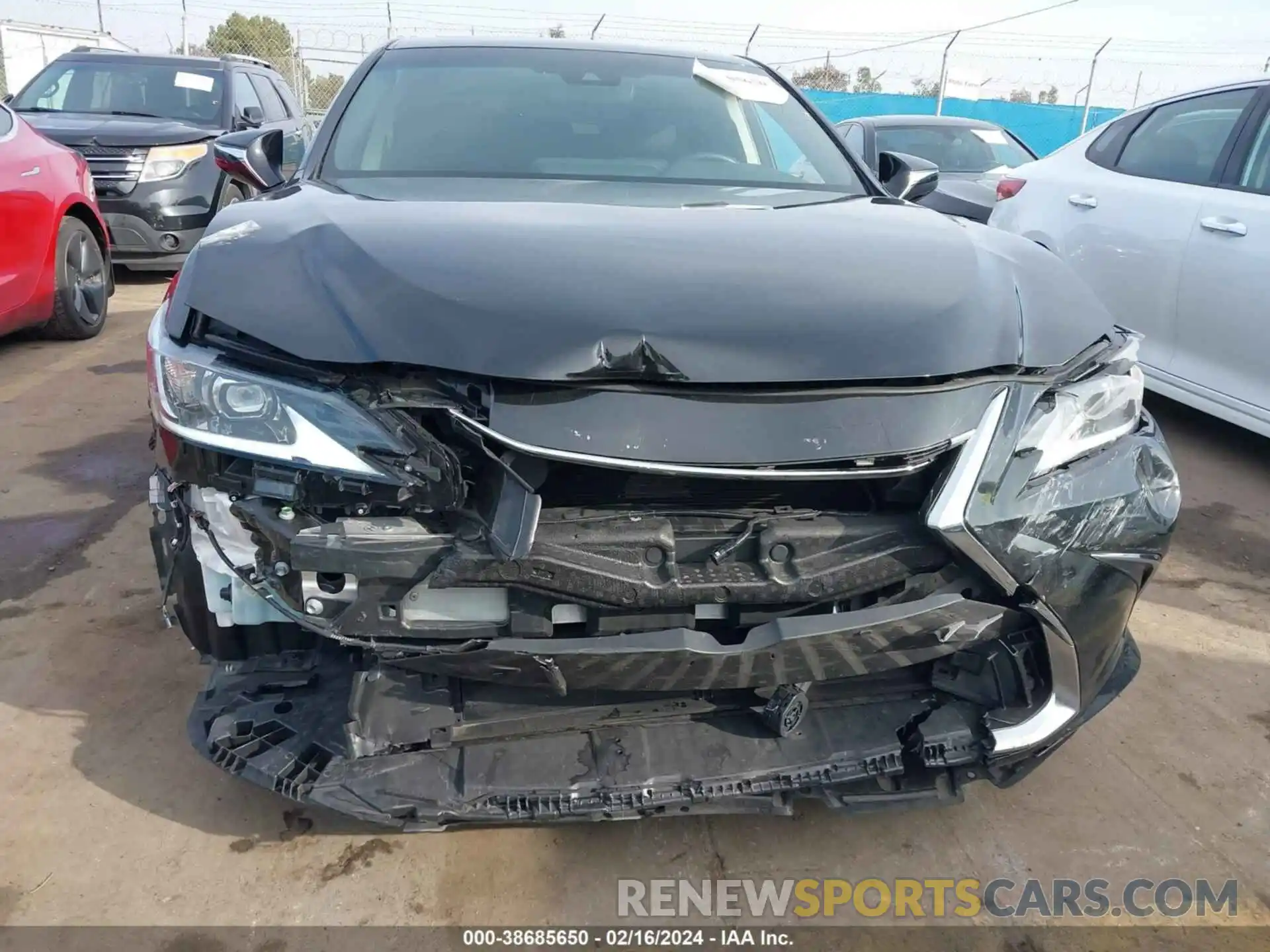 6 Photograph of a damaged car 58ADA1C12PU031895 LEXUS ES 300H 2023