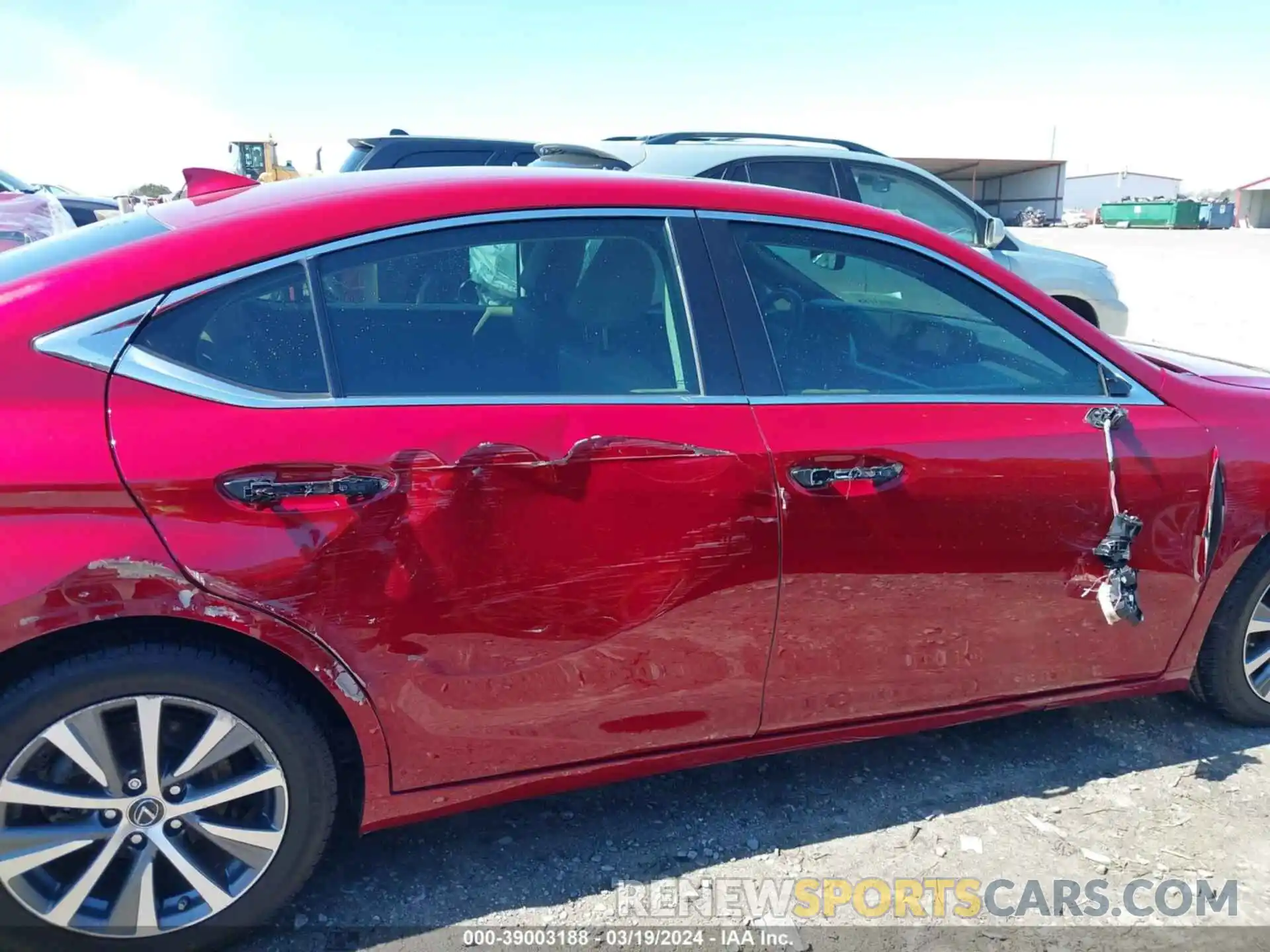 13 Photograph of a damaged car 58ABZ1B10KU049967 LEXUS ES 350 2019