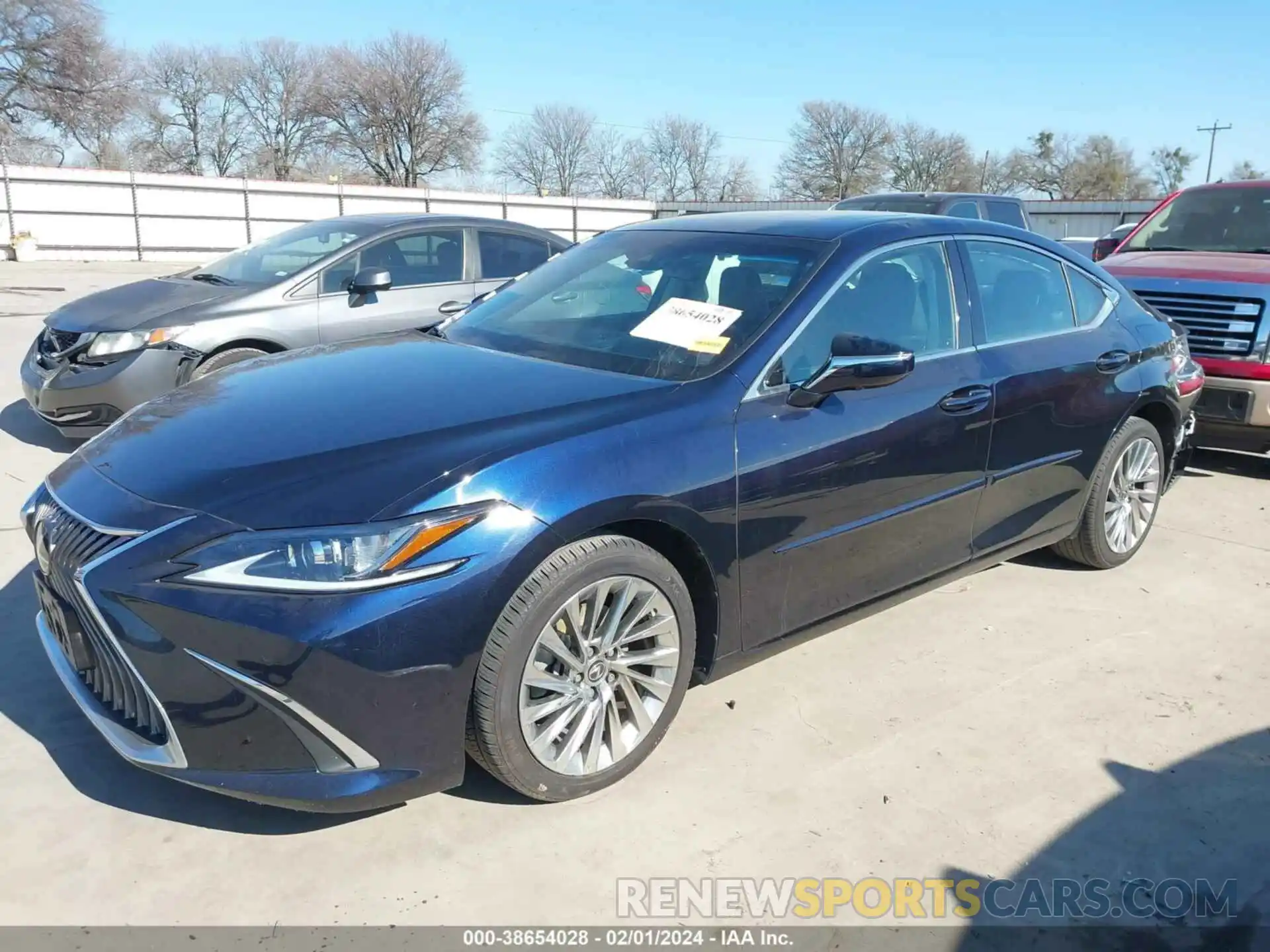 2 Photograph of a damaged car 58ABZ1B12KU023886 LEXUS ES 350 2019