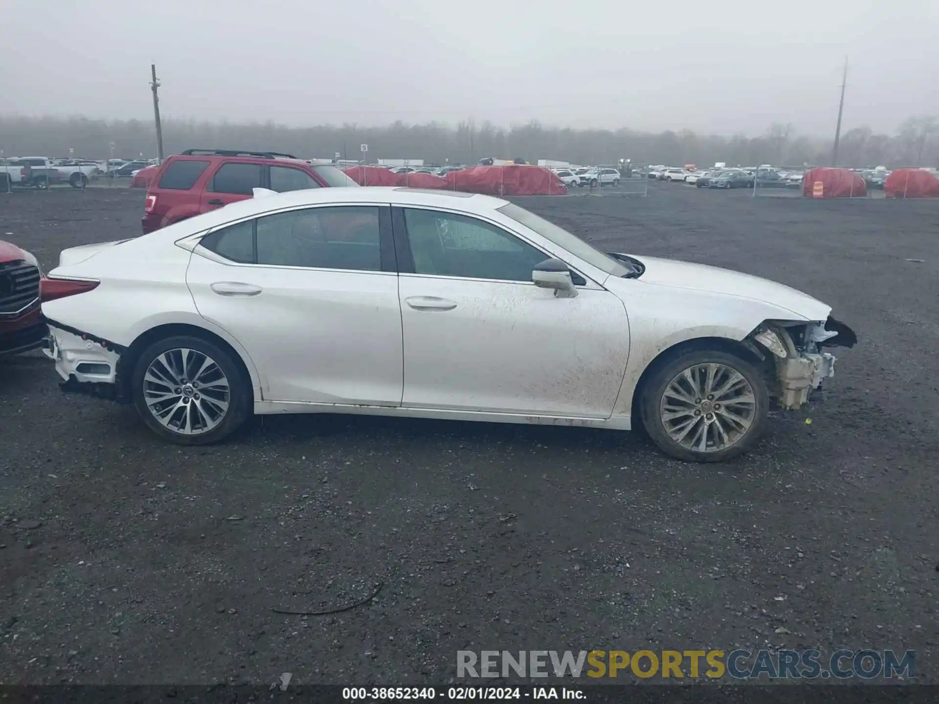 13 Photograph of a damaged car 58ABZ1B12KU034127 LEXUS ES 350 2019