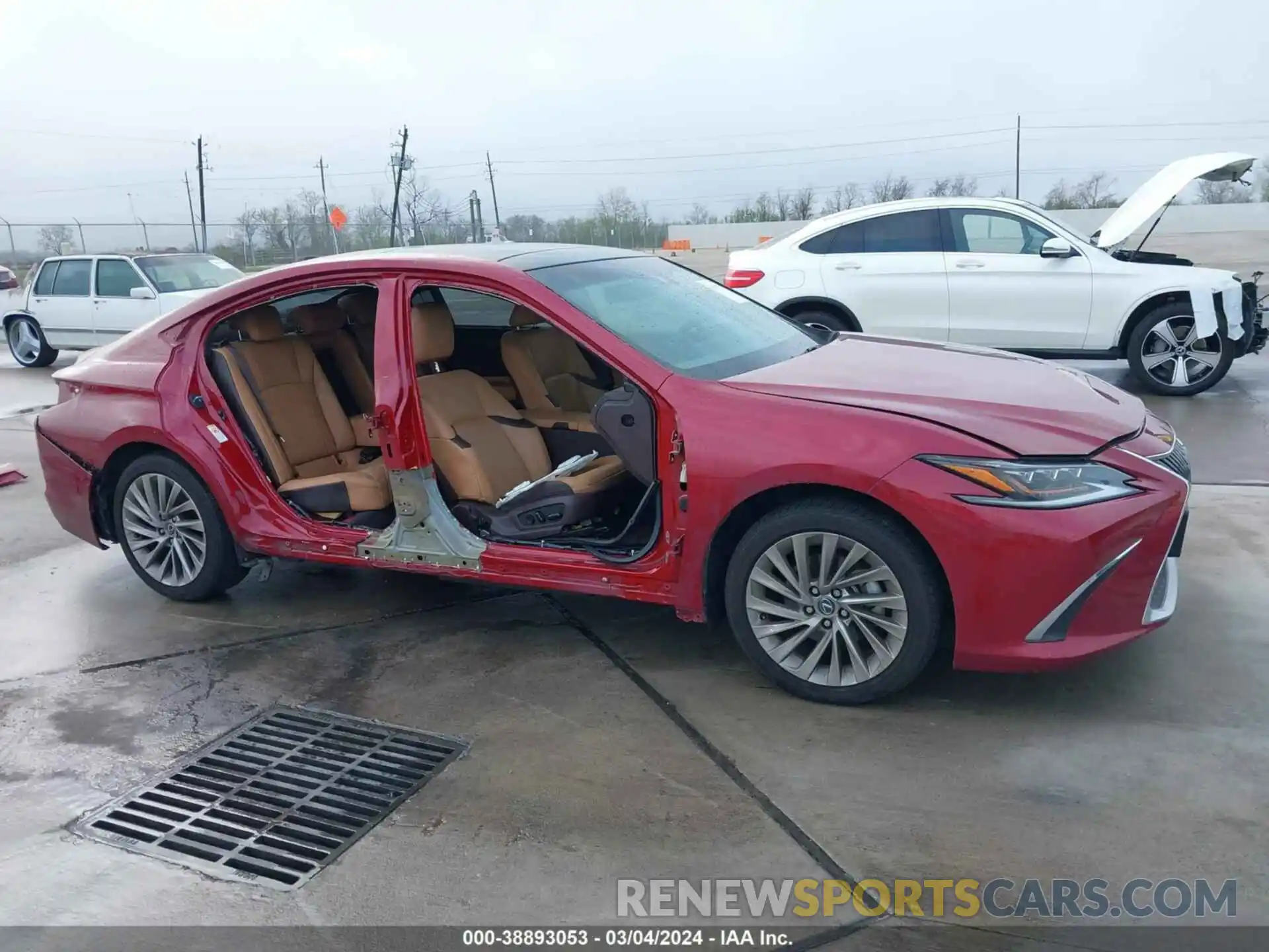 14 Photograph of a damaged car 58ABZ1B17KU020238 LEXUS ES 350 2019