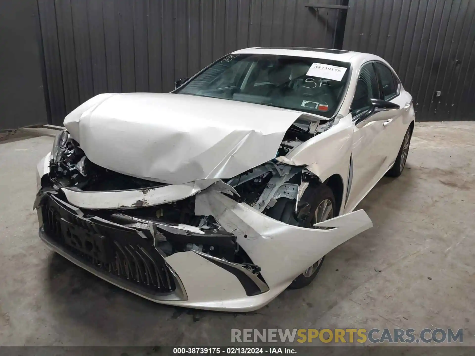 2 Photograph of a damaged car 58ABZ1B17KU033734 LEXUS ES 350 2019