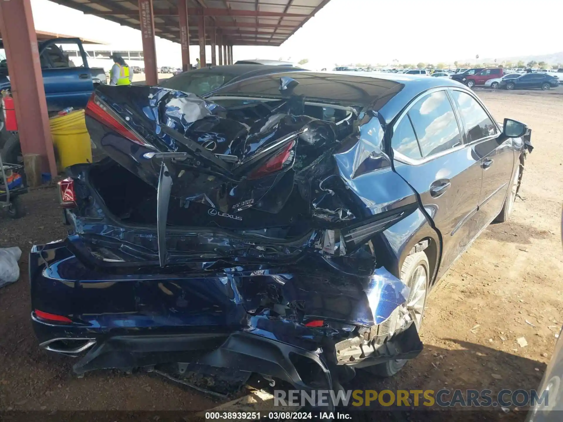 4 Photograph of a damaged car JTHBZ1B13K2001241 LEXUS ES 350 2019