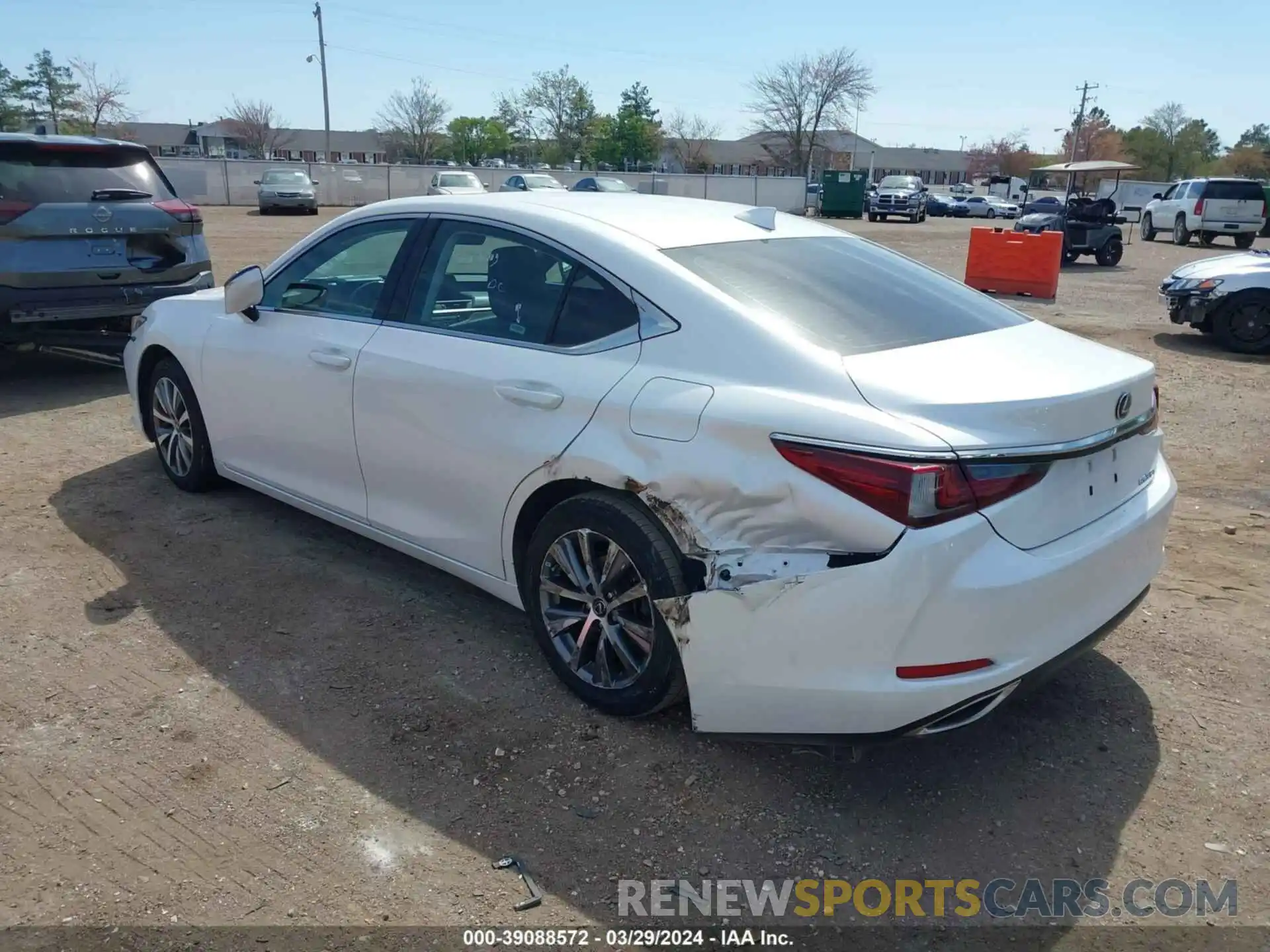 3 Photograph of a damaged car 58ACZ1B10LU063678 LEXUS ES 350 2020