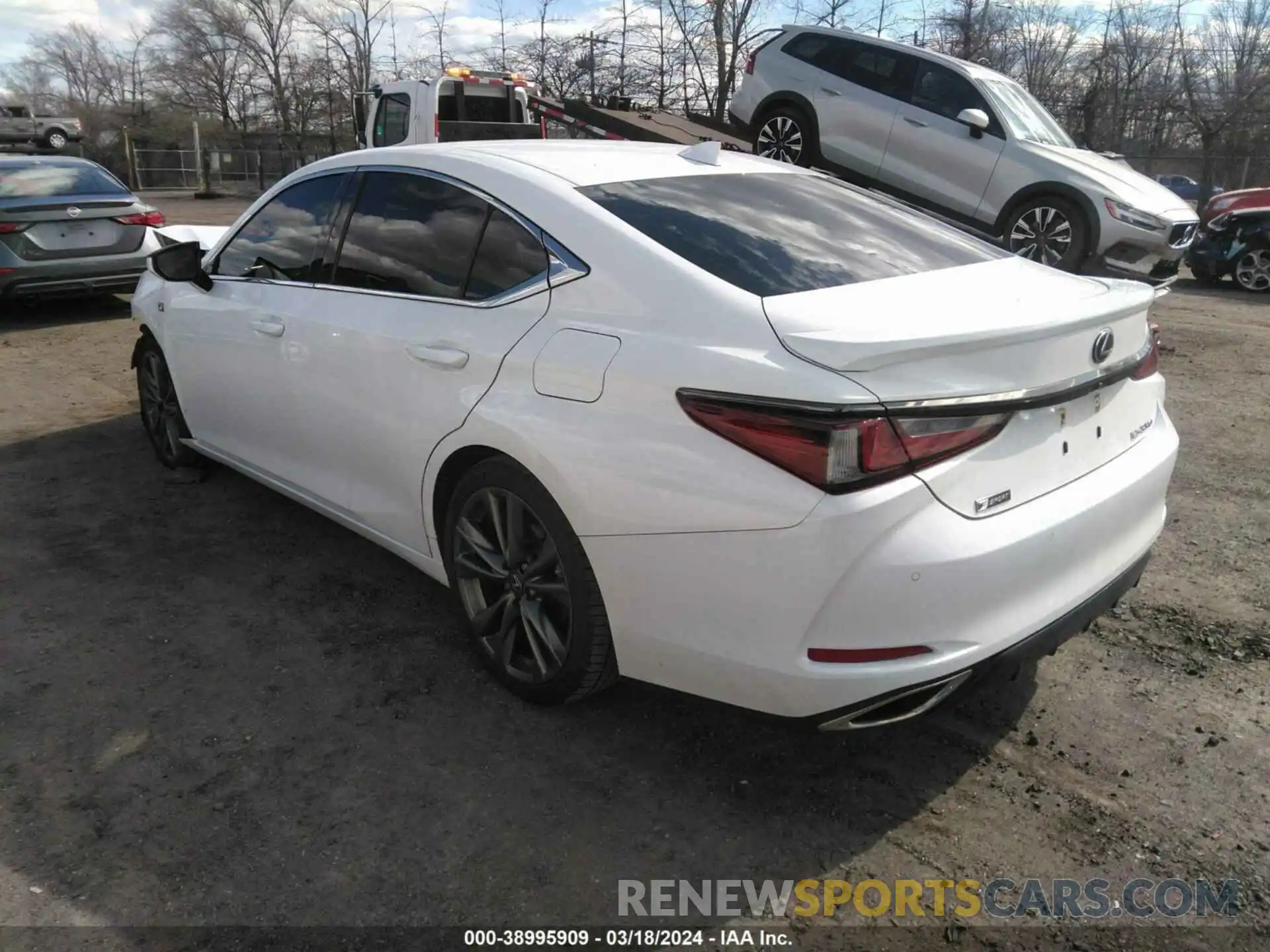 3 Photograph of a damaged car 58AGZ1B19LU054561 LEXUS ES 350 2020