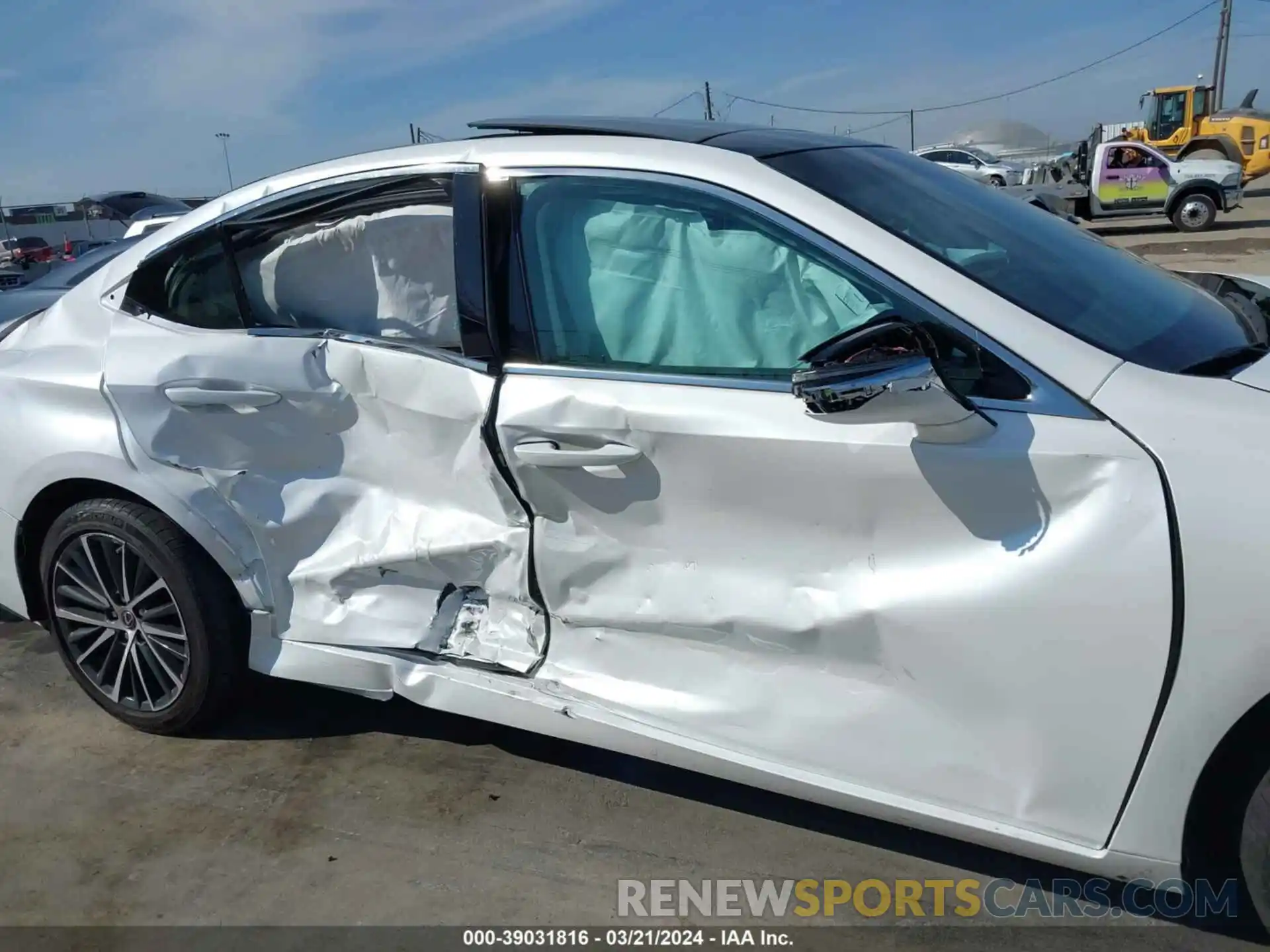 13 Photograph of a damaged car 58ADZ1B11NU120641 LEXUS ES 350 2022