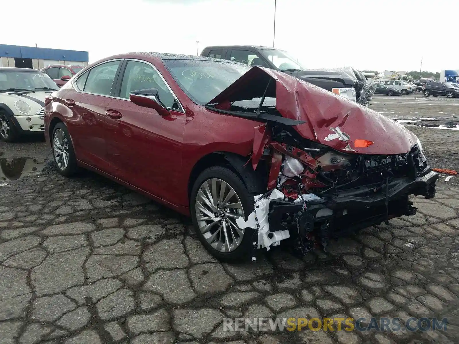 1 Photograph of a damaged car 58AEZ1B17LU075819 LEXUS ES 350 LUX 2020