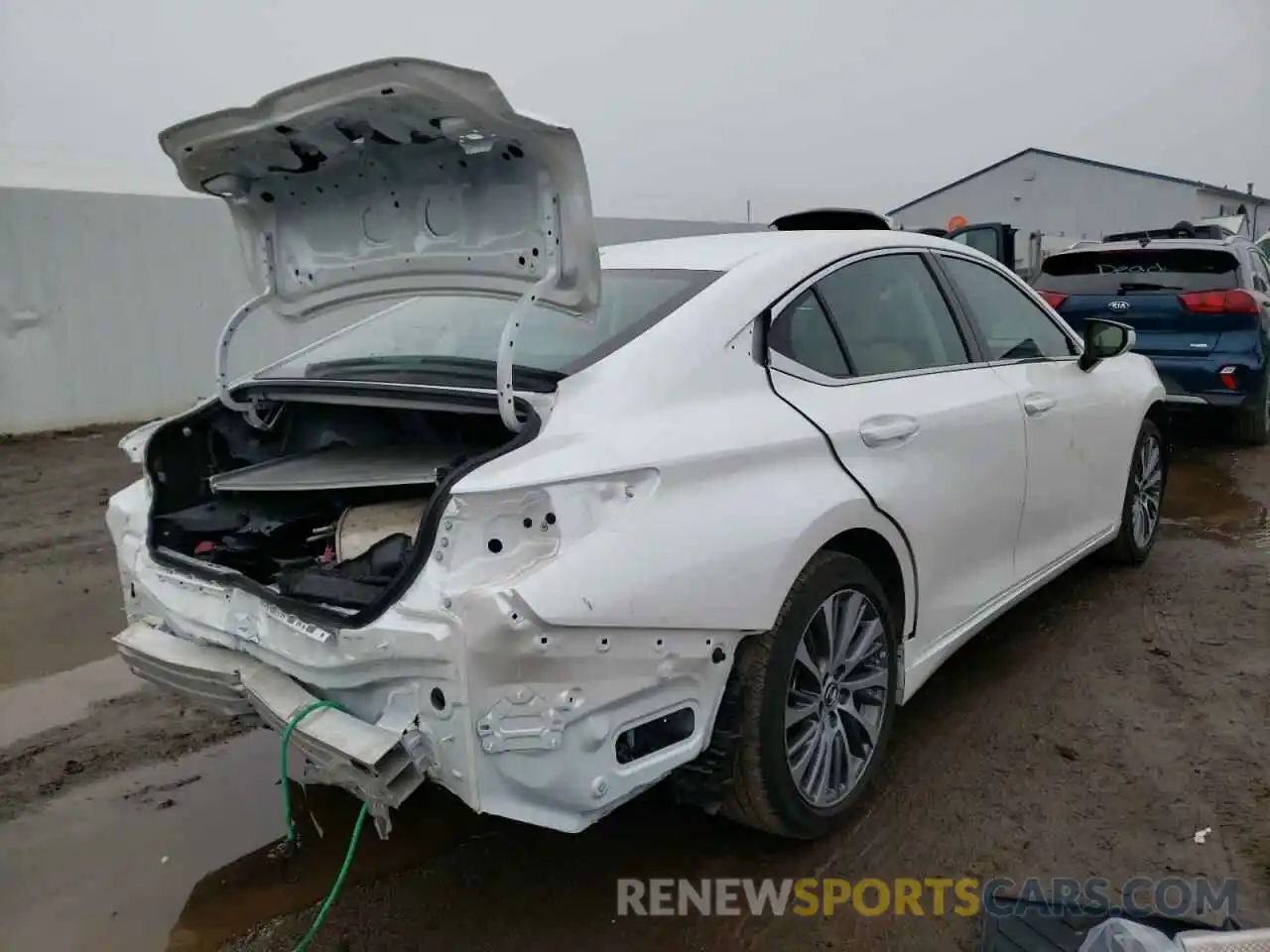 4 Photograph of a damaged car 58AD11D16MU002152 LEXUS ES250 2021