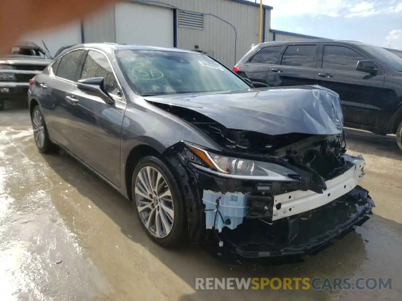 1 Photograph of a damaged car 58AD11D18MU001472 LEXUS ES250 2021