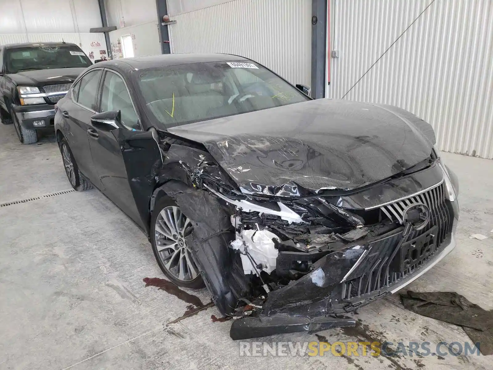 1 Photograph of a damaged car 58AD11D19MU001559 LEXUS ES250 2021