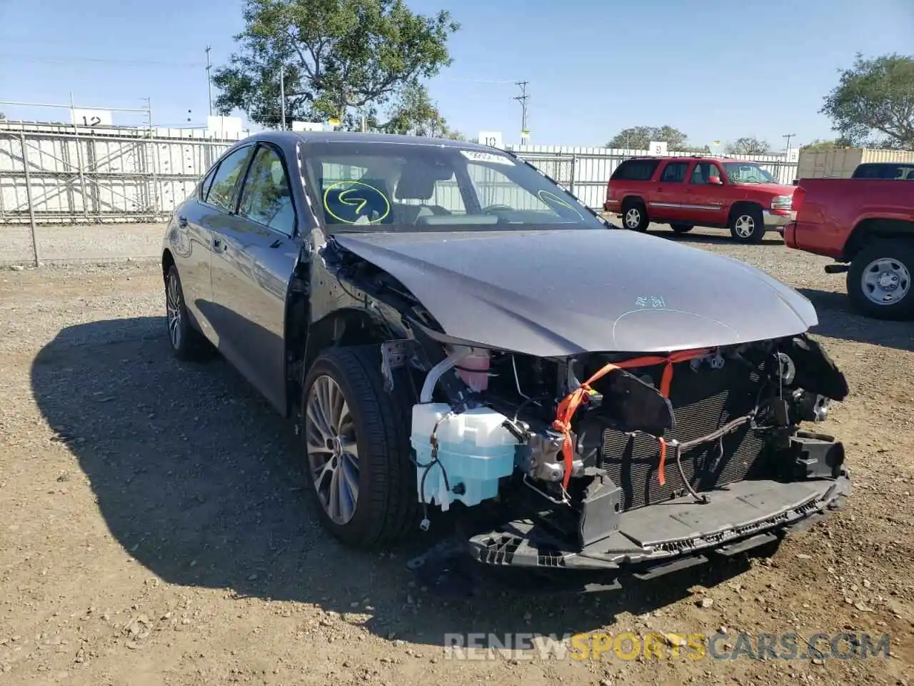 1 Photograph of a damaged car 58AD11D19MU002792 LEXUS ES250 2021