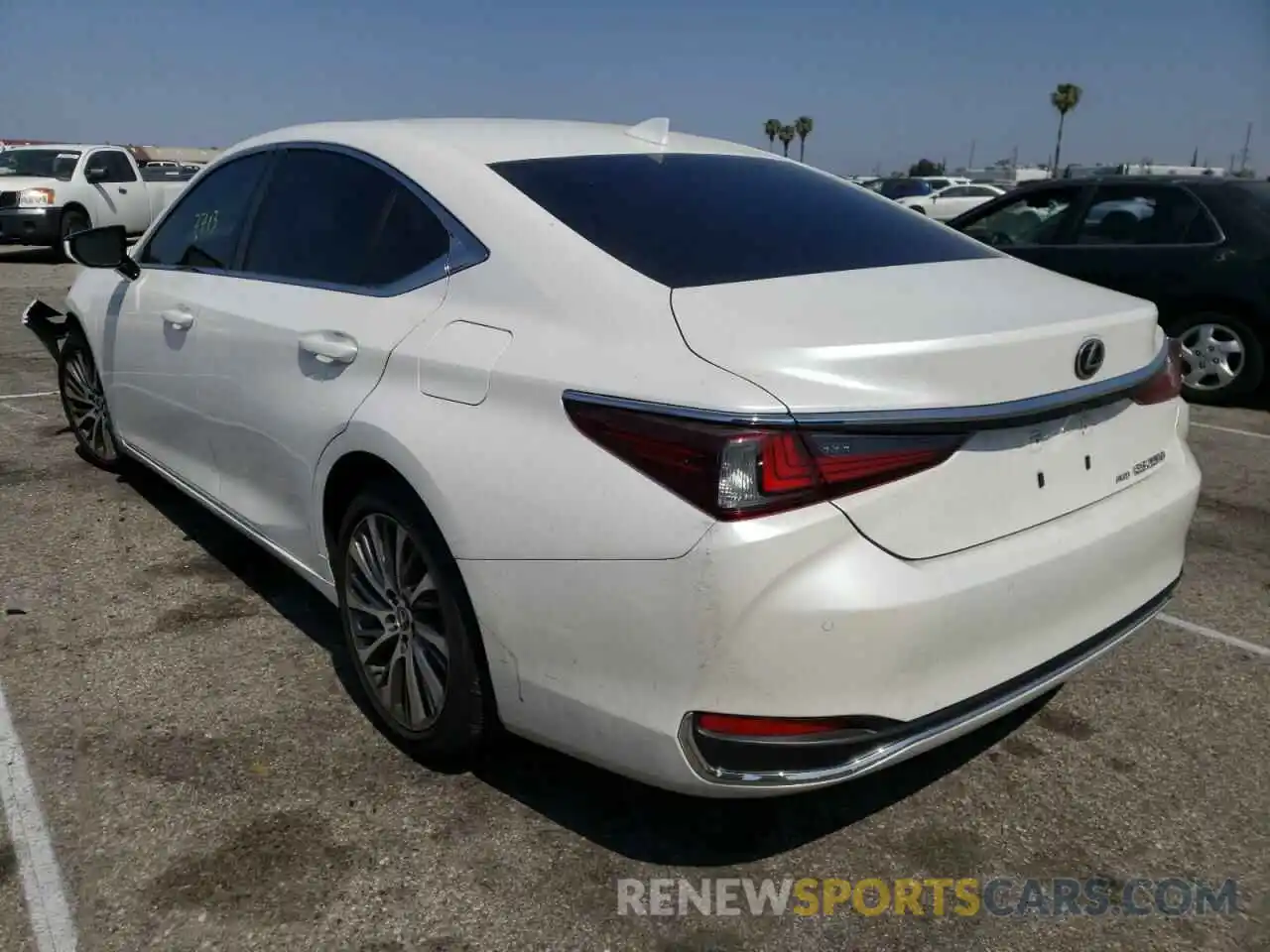 3 Photograph of a damaged car 58AD11D19MU003098 LEXUS ES250 2021