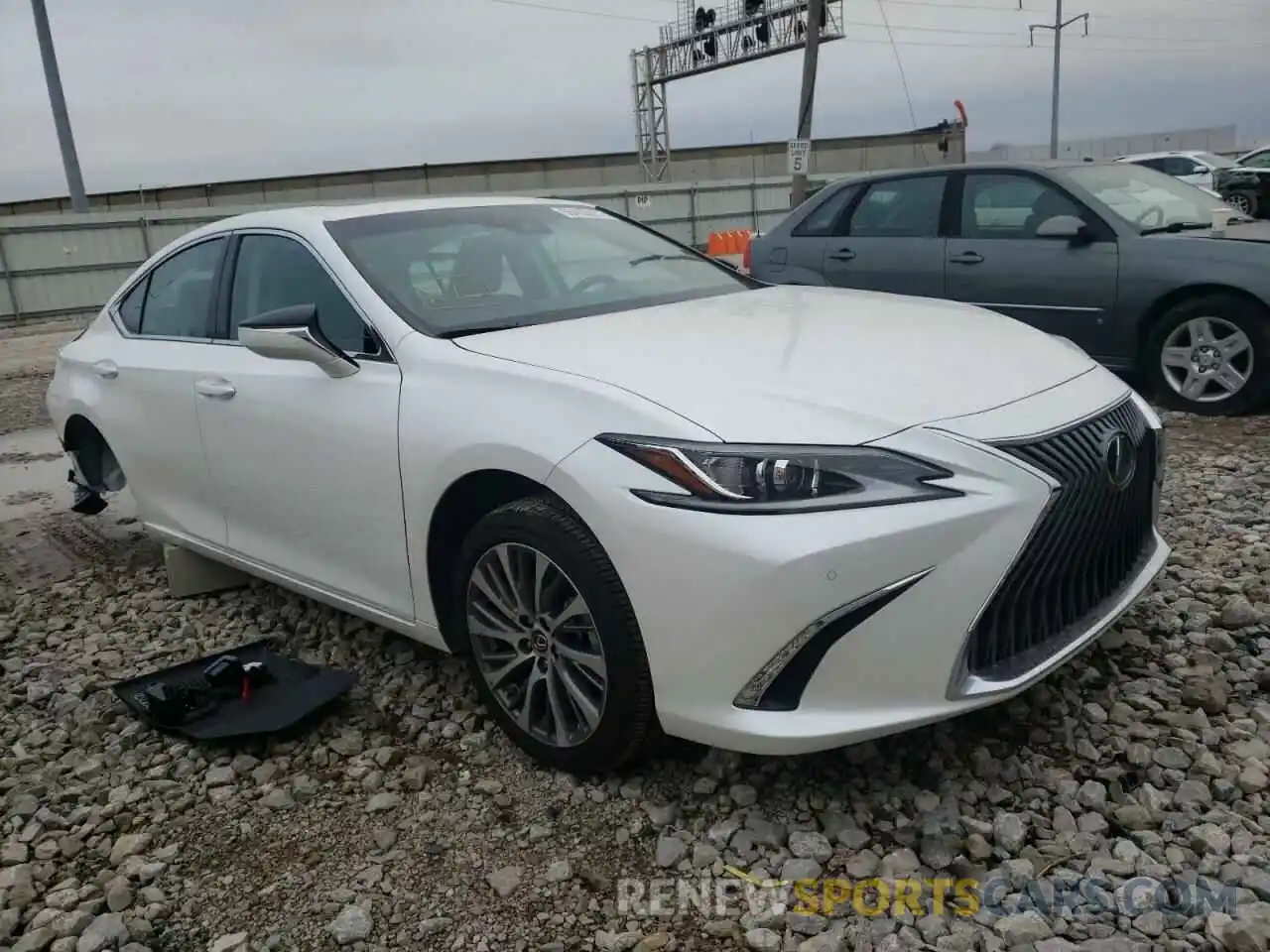 1 Photograph of a damaged car 58AD11D1XMU005281 LEXUS ES250 2021