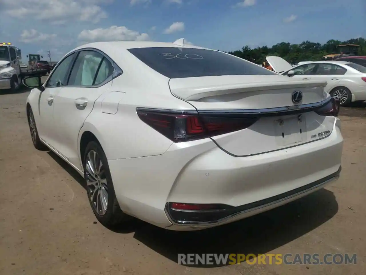 3 Photograph of a damaged car 58AD11D1XMU005605 LEXUS ES250 2021