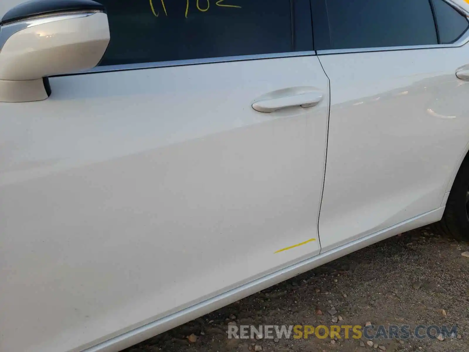 9 Photograph of a damaged car 58AG11D16MU001659 LEXUS ES250 2021