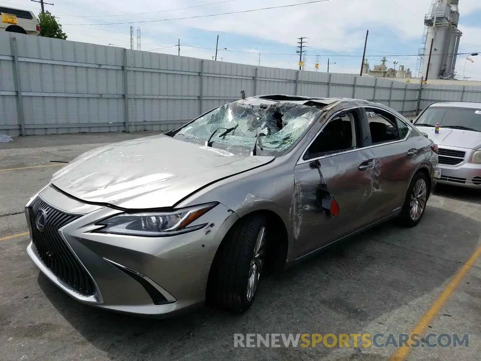 2 Photograph of a damaged car 58AB21B10KU002507 LEXUS ES300 2019