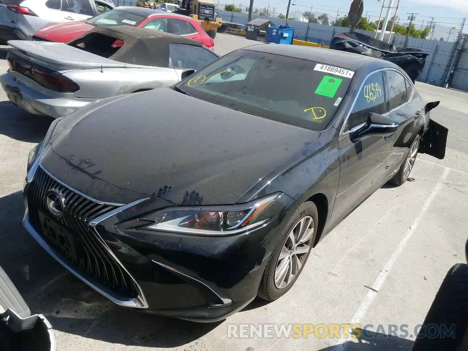 2 Photograph of a damaged car 58AB21B11KU001320 LEXUS ES300 2019