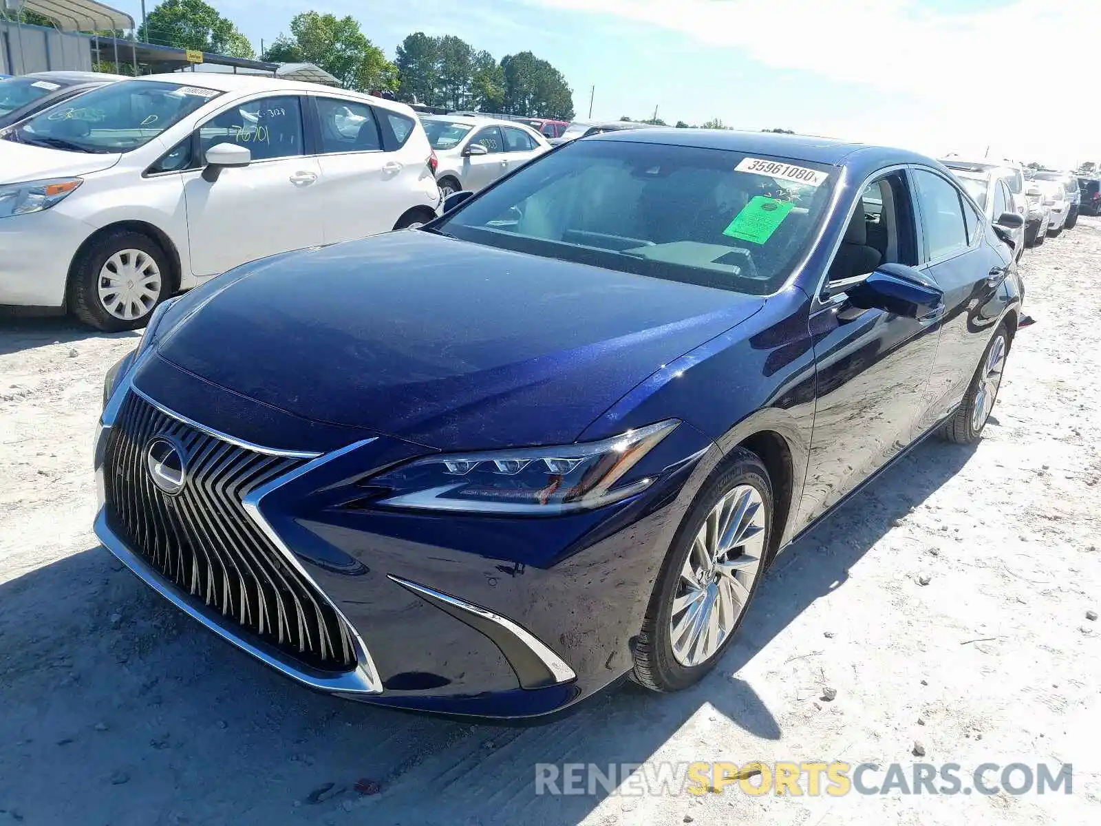 2 Photograph of a damaged car 58AB21B12KU002007 LEXUS ES300 2019