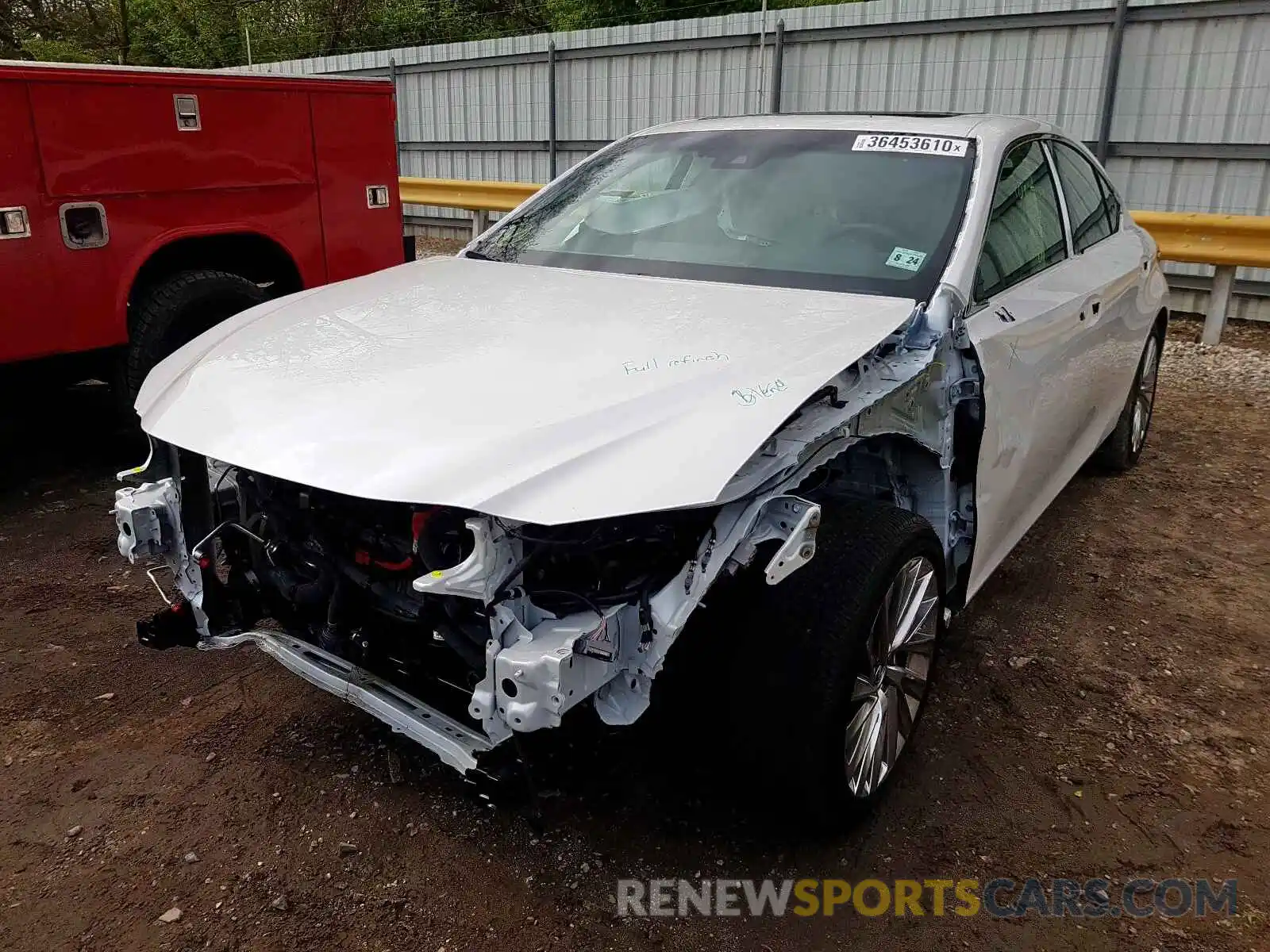 2 Photograph of a damaged car 58AB21B13KU001271 LEXUS ES300 2019