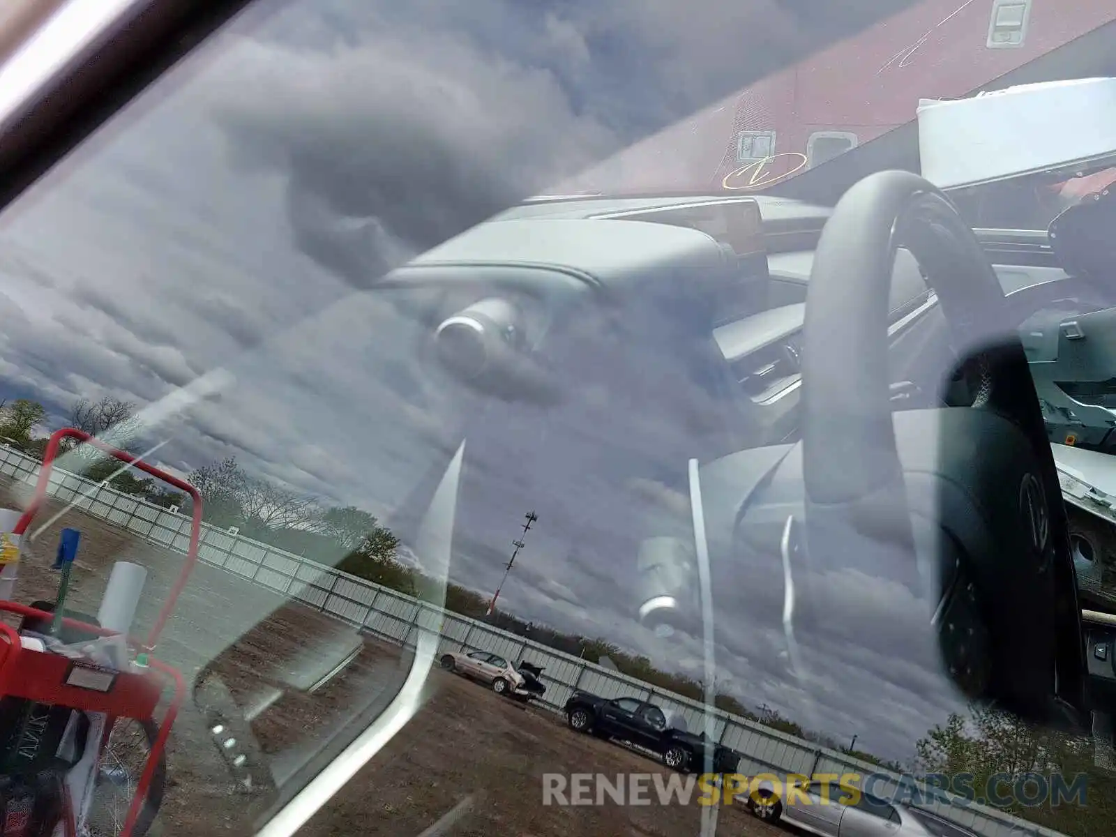 8 Photograph of a damaged car 58AB21B13KU001271 LEXUS ES300 2019