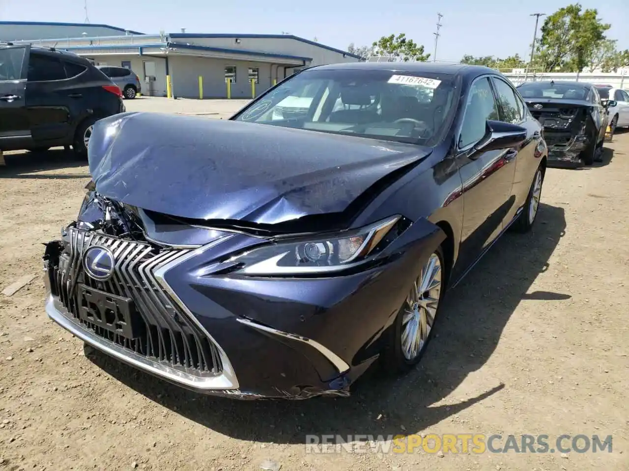 2 Photograph of a damaged car 58AB21B13KU001545 LEXUS ES300 2019