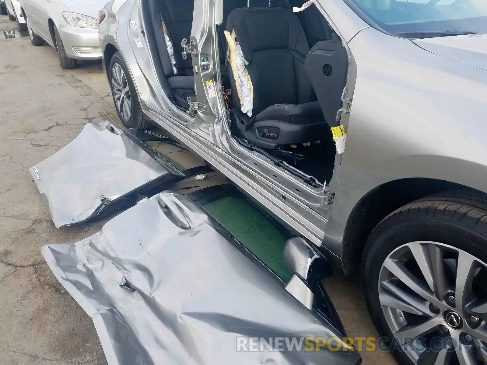 9 Photograph of a damaged car 58AB21B14KU001635 LEXUS ES300 2019