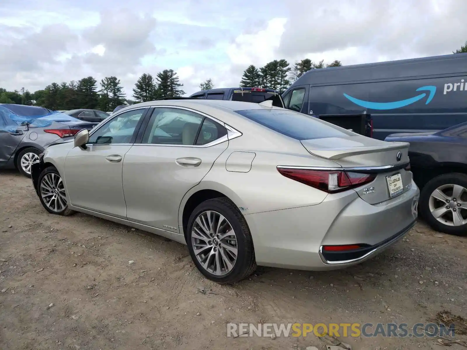 3 Photograph of a damaged car 58AB21B15KU001563 LEXUS ES300 2019