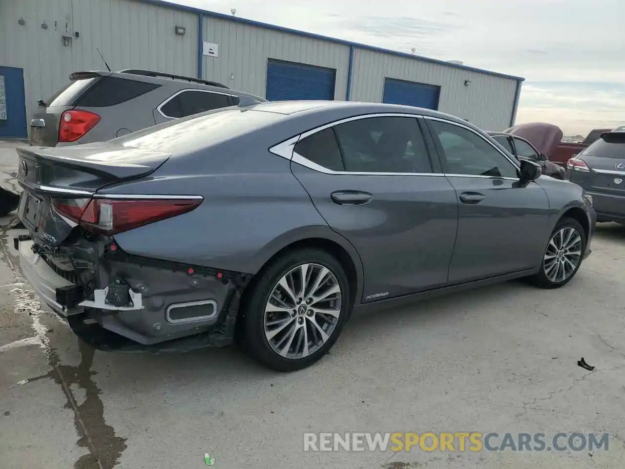 3 Photograph of a damaged car 58AB21B15KU002017 LEXUS ES300 2019