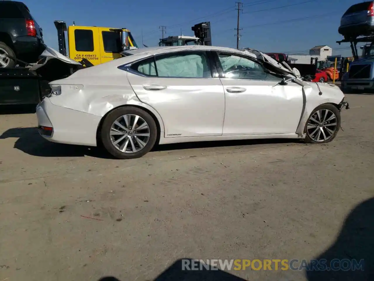 9 Photograph of a damaged car 58AB21B16KU002222 LEXUS ES300 2019