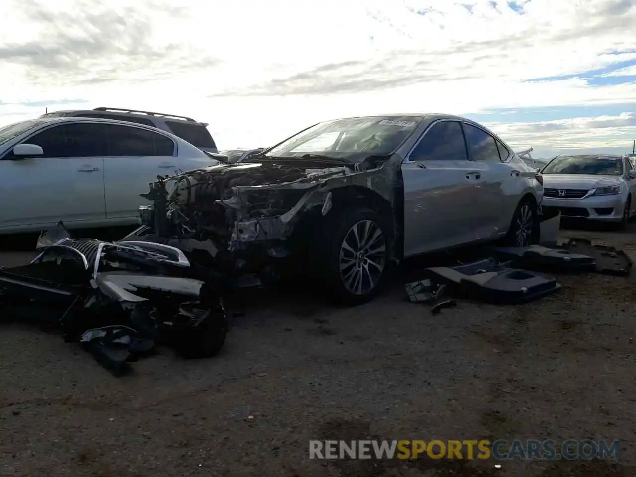 2 Photograph of a damaged car 58AB21B18KU001511 LEXUS ES300 2019