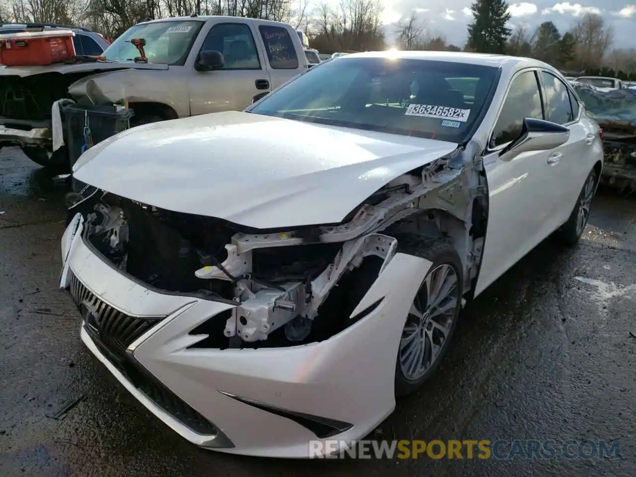 2 Photograph of a damaged car 58AB21B19KU001808 LEXUS ES300 2019