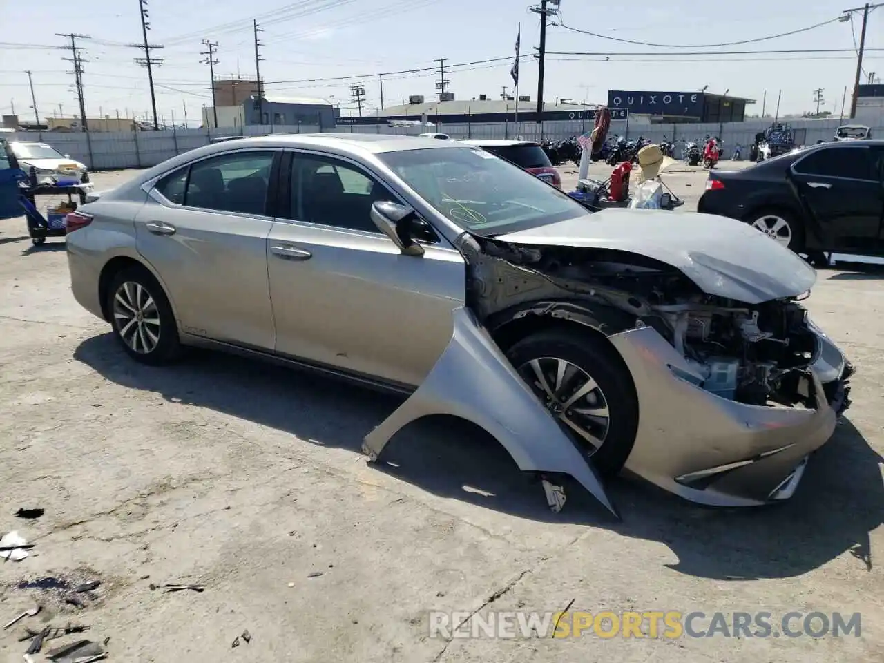 1 Photograph of a damaged car 58AB21B19KU003168 LEXUS ES300 2019