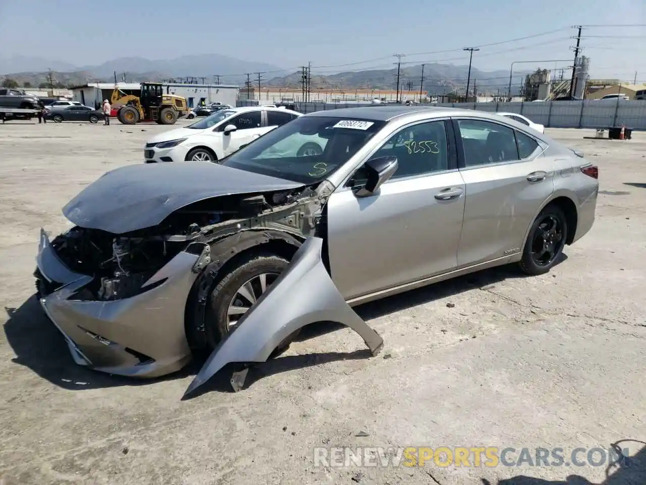 2 Photograph of a damaged car 58AB21B19KU003168 LEXUS ES300 2019