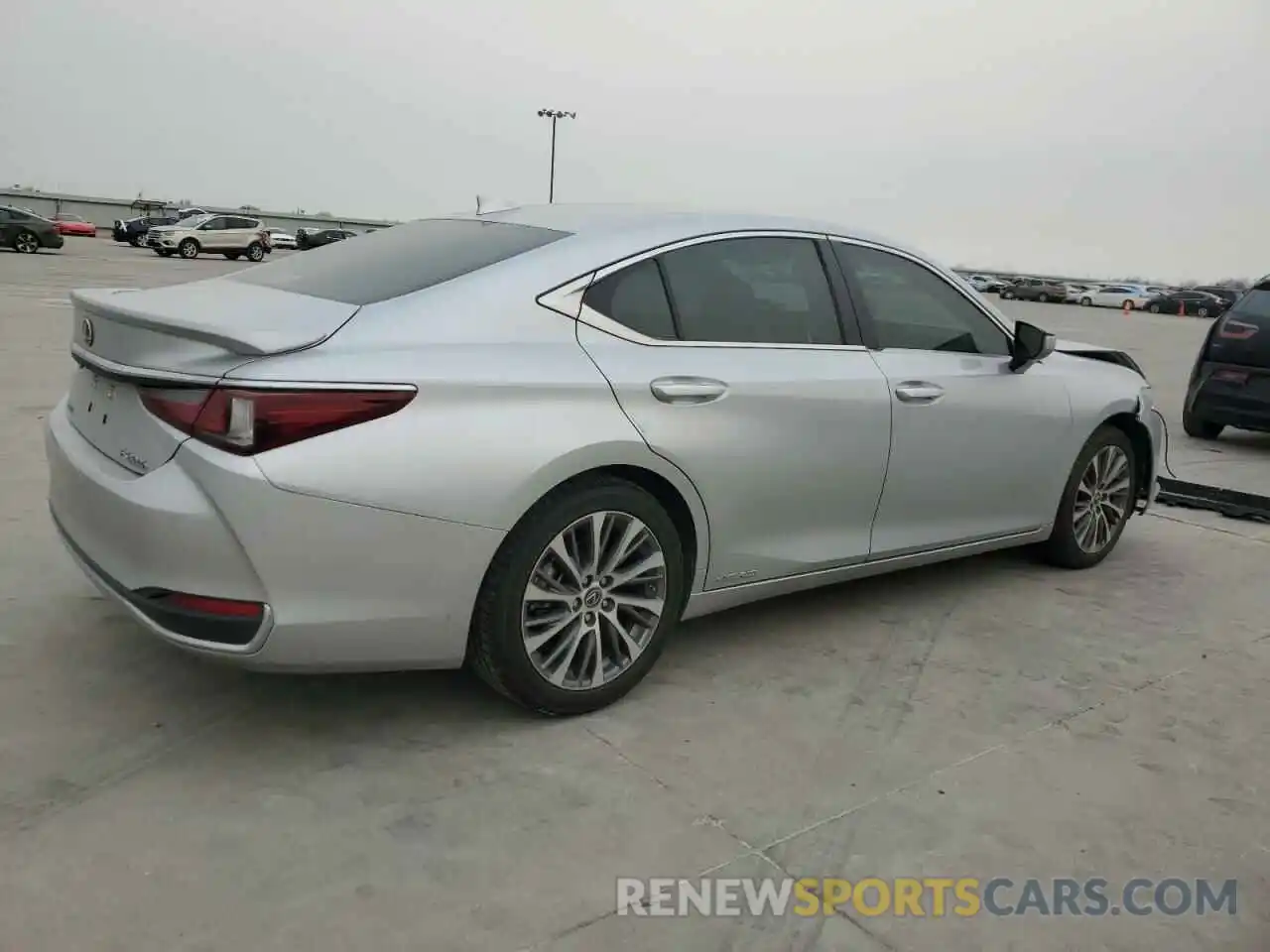 3 Photograph of a damaged car 58AB21B1XKU003583 LEXUS ES300 2019