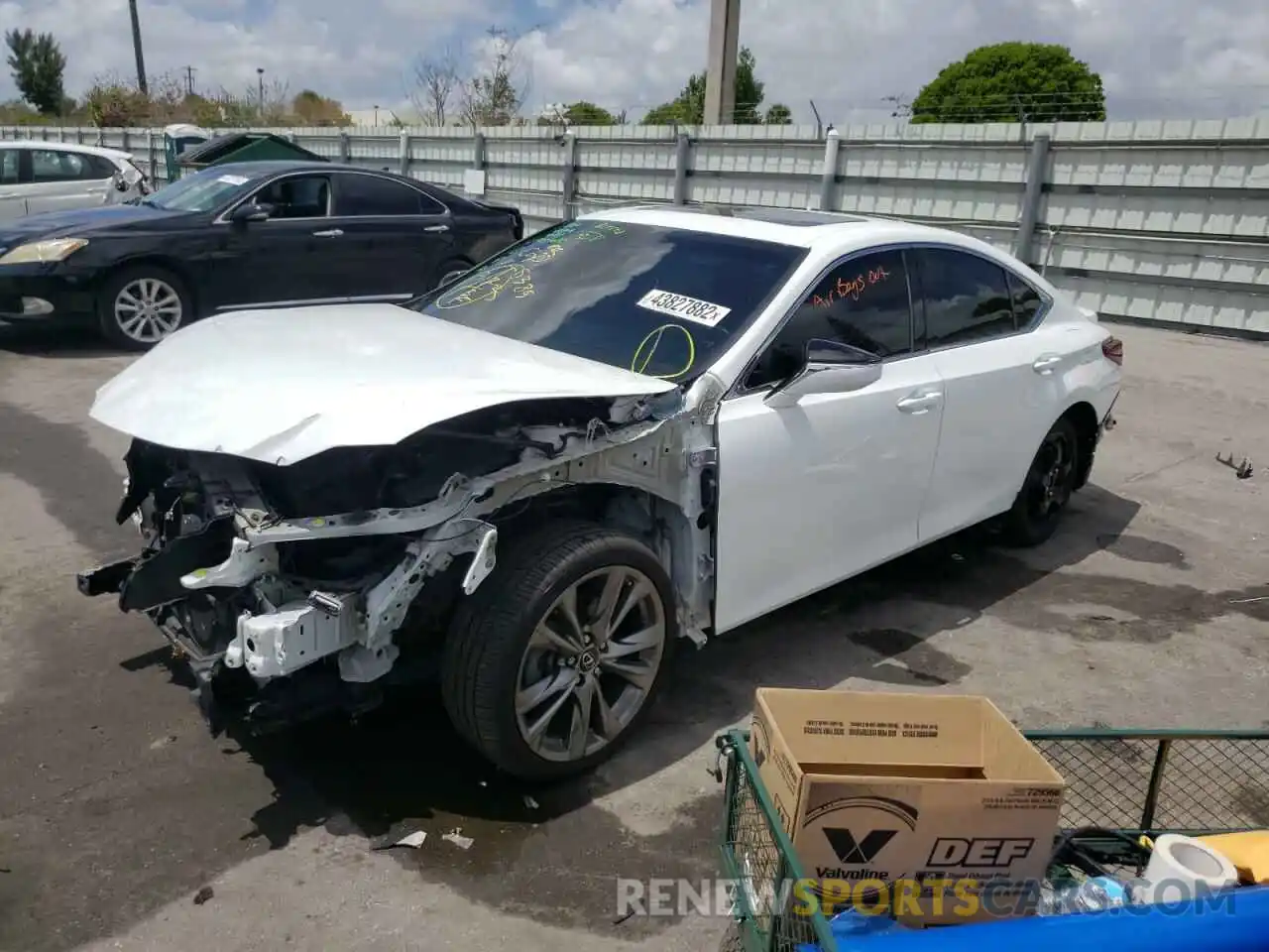 2 Photograph of a damaged car 58ABZ1B18KU005389 LEXUS ES300 2019