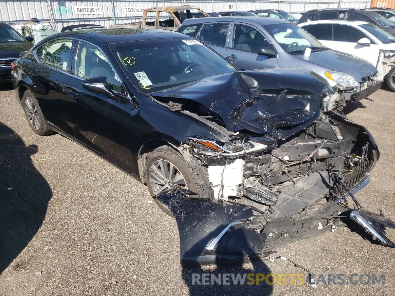 1 Photograph of a damaged car JTHB21B10K2005543 LEXUS ES300 2019