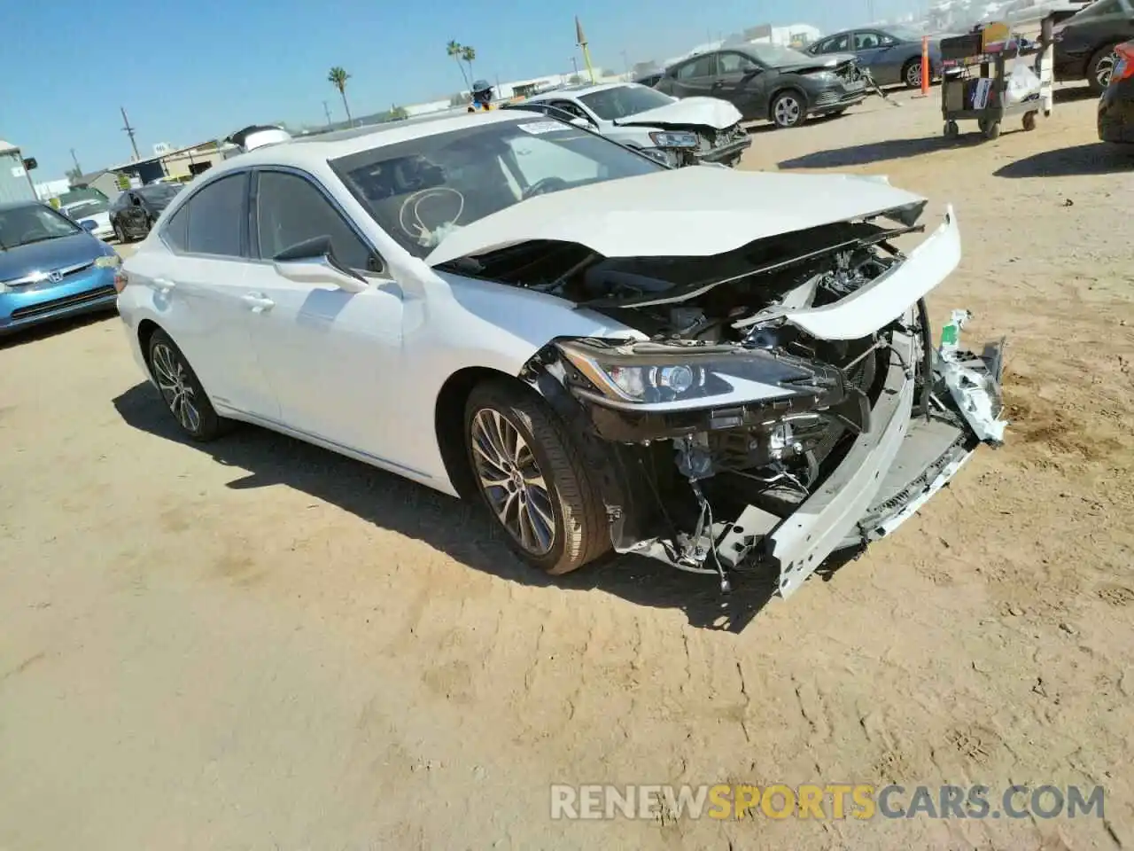 1 Photograph of a damaged car JTHB21B10K2034475 LEXUS ES300 2019