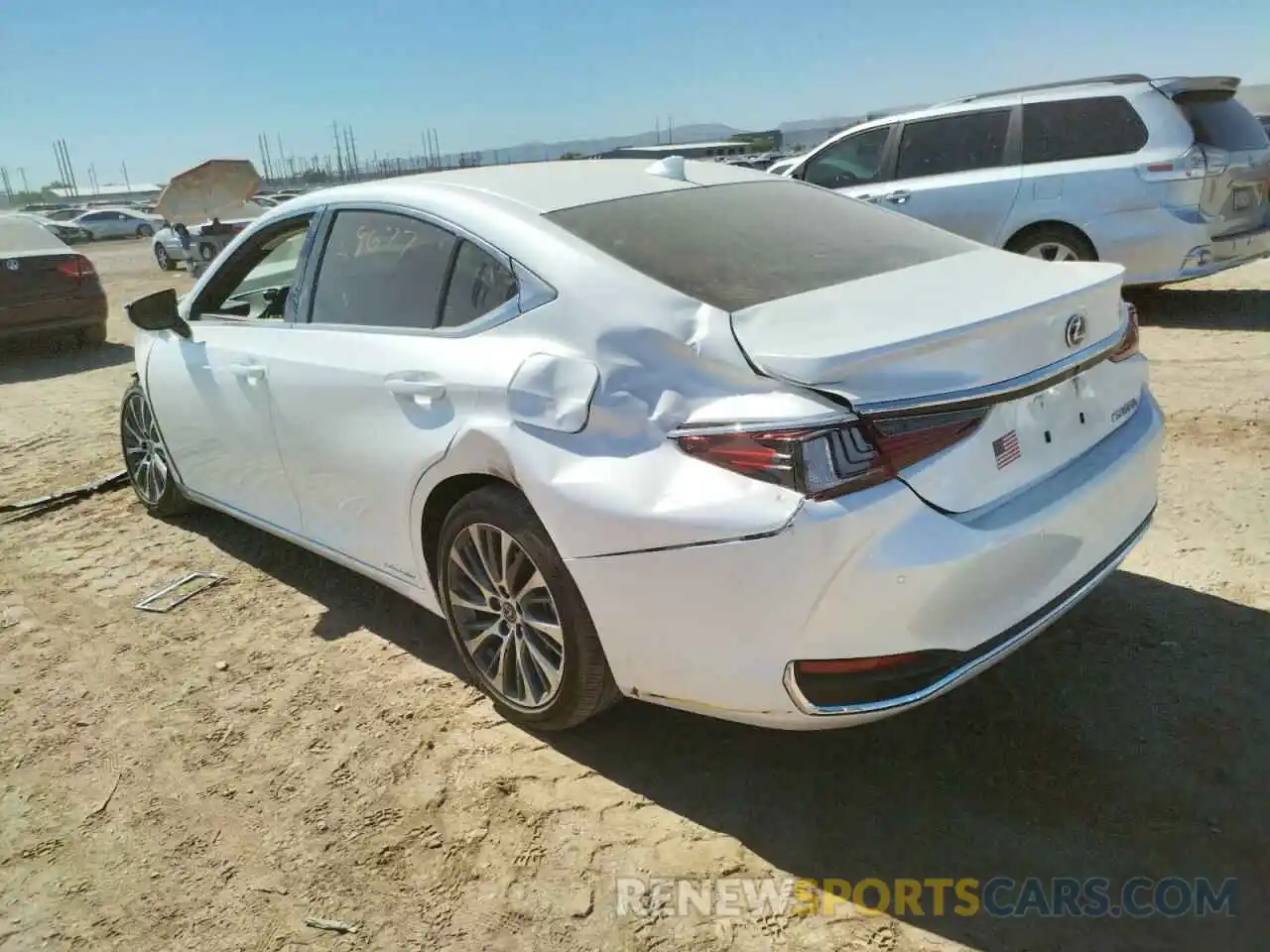 3 Photograph of a damaged car JTHB21B10K2034475 LEXUS ES300 2019